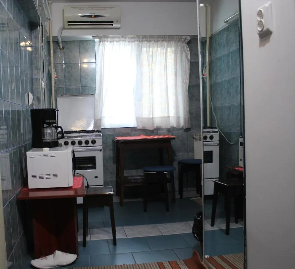 Modern Apartment, City Center Boekarest
